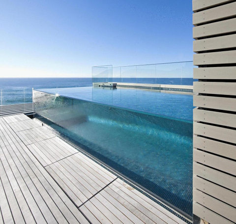 Clear acrylic pool wall manufacturer and installer with Factory Direct Price - Leyu