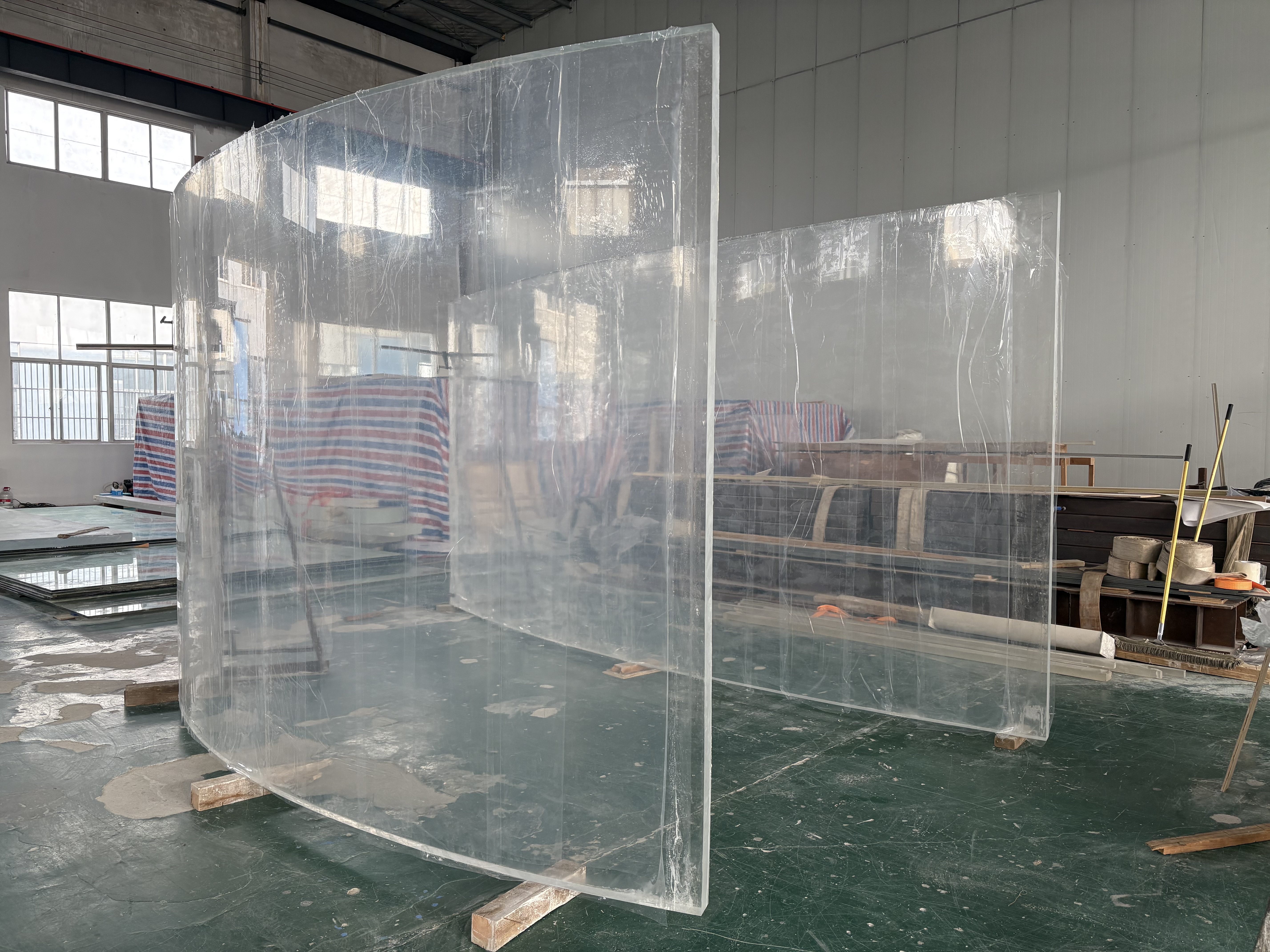 Acrylic panel wall - LEYU