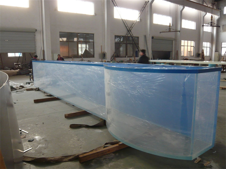 Acrylic custom fish tank - factory