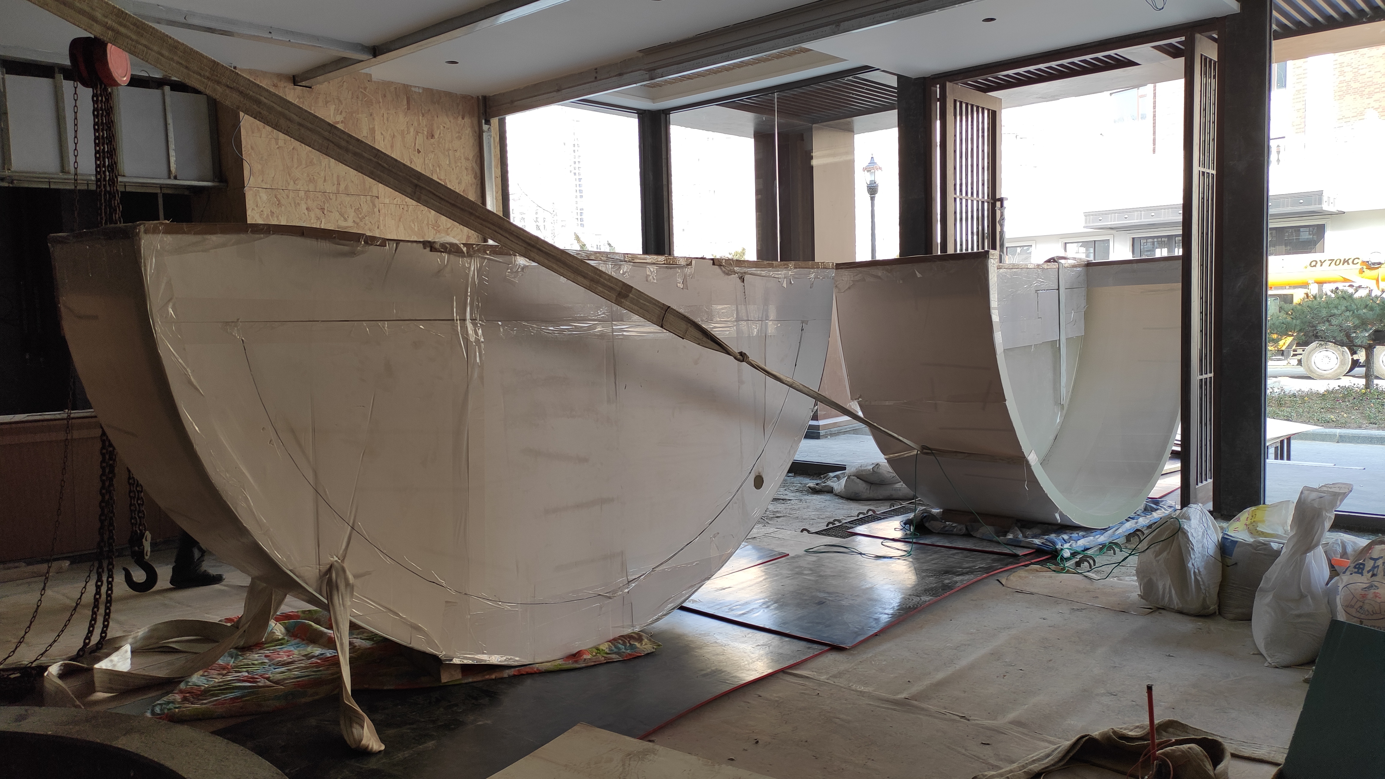 Acrylic fish tank - LEYU