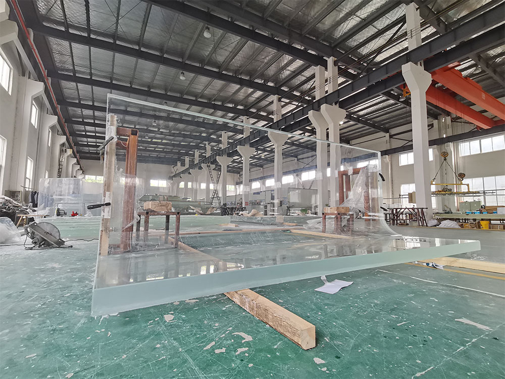 L-shaped pools – choosing the shape of your future pool