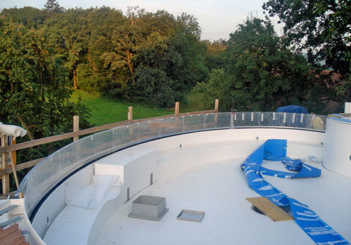 Curved acrylic swimming pool