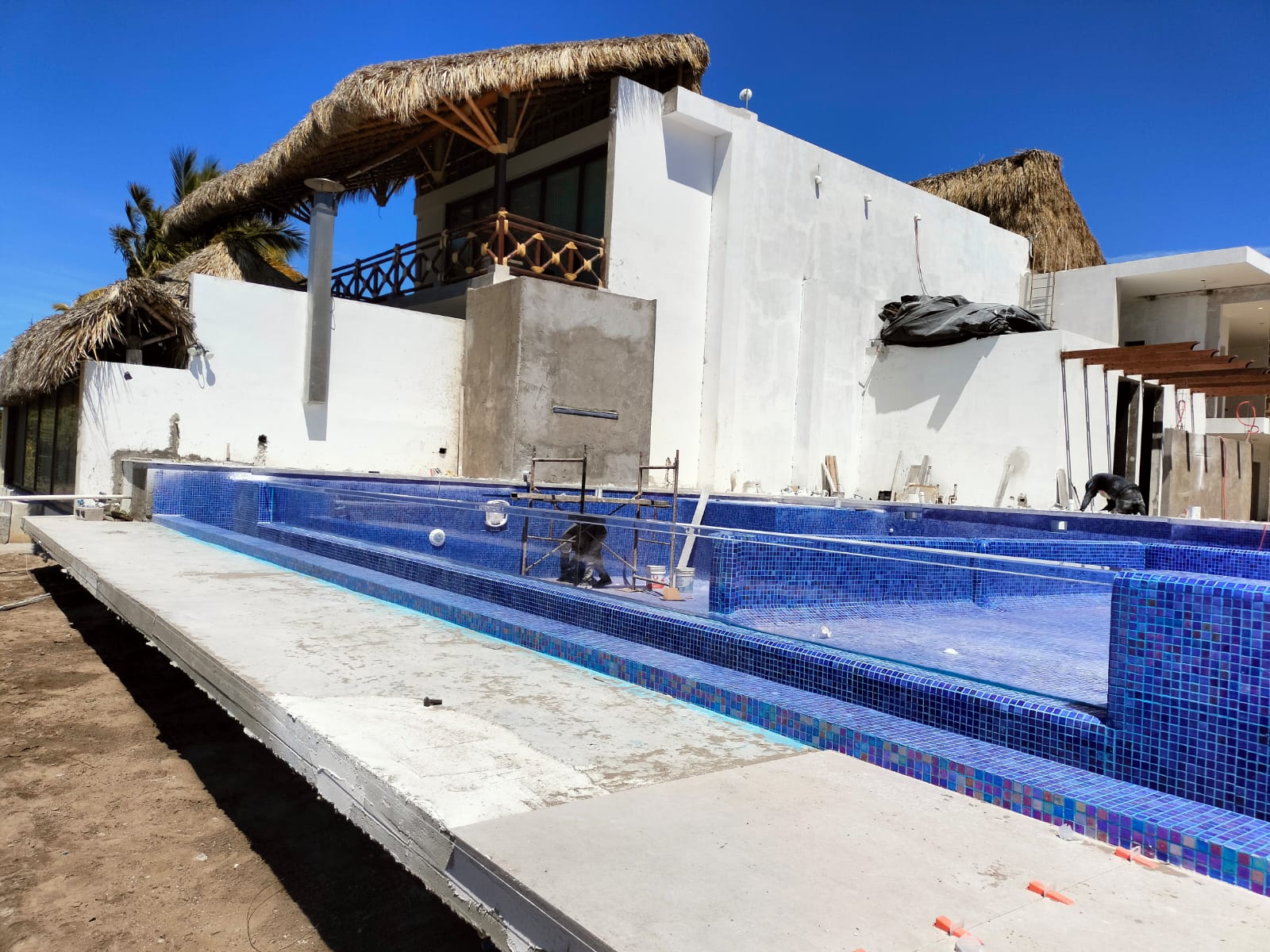 Acrylic swimming pool - LEYU ACRYLIC