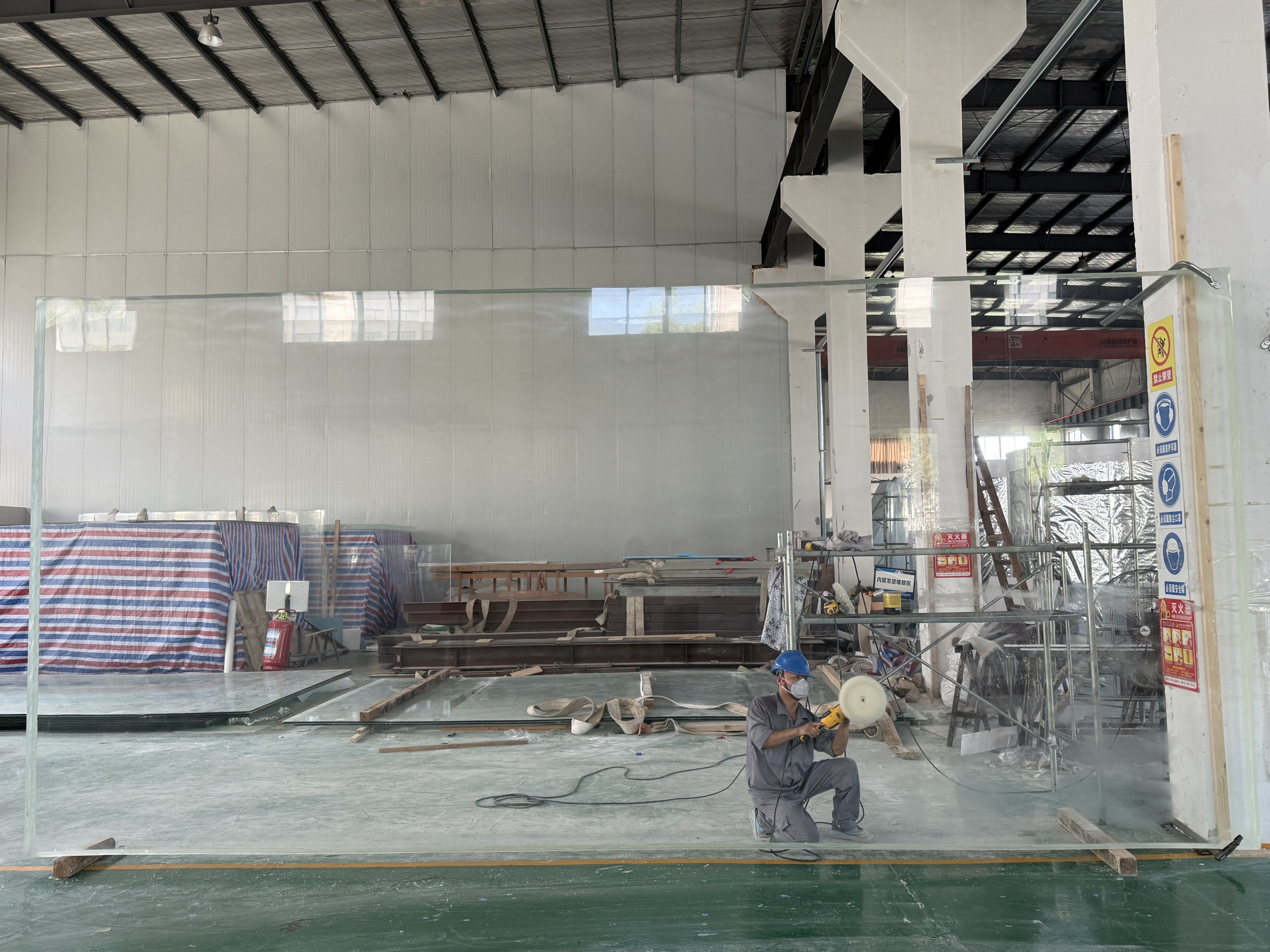 Acrylic panel wall - LEYU