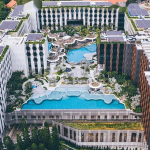 Acrylic glass for swimming pools in the middle east region - LEYU