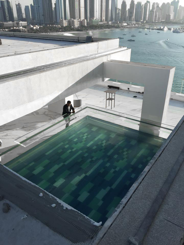 Acrylic swimming pool 