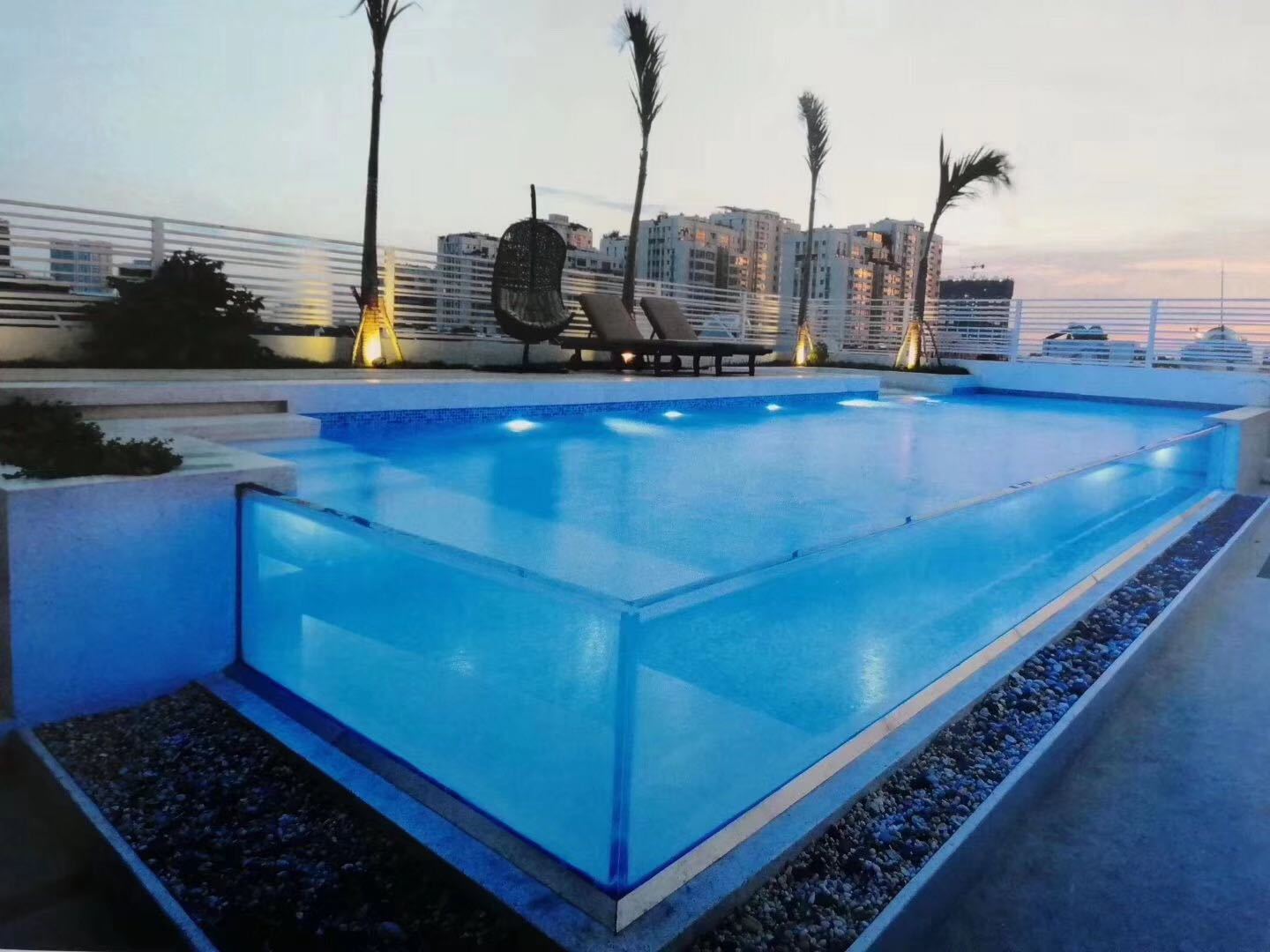 Revolutionizing Luxury Living: Pool Projects with Acrylic Walls in the Middle East and Southeast Asia