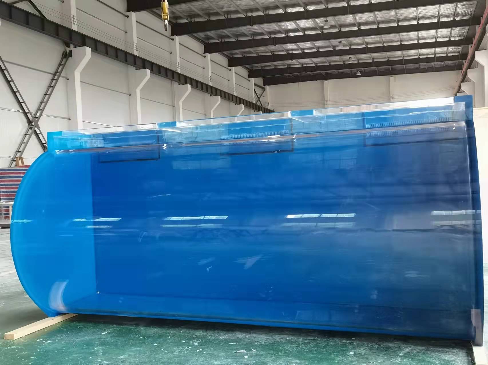 Acrylic custom fish tank - factory