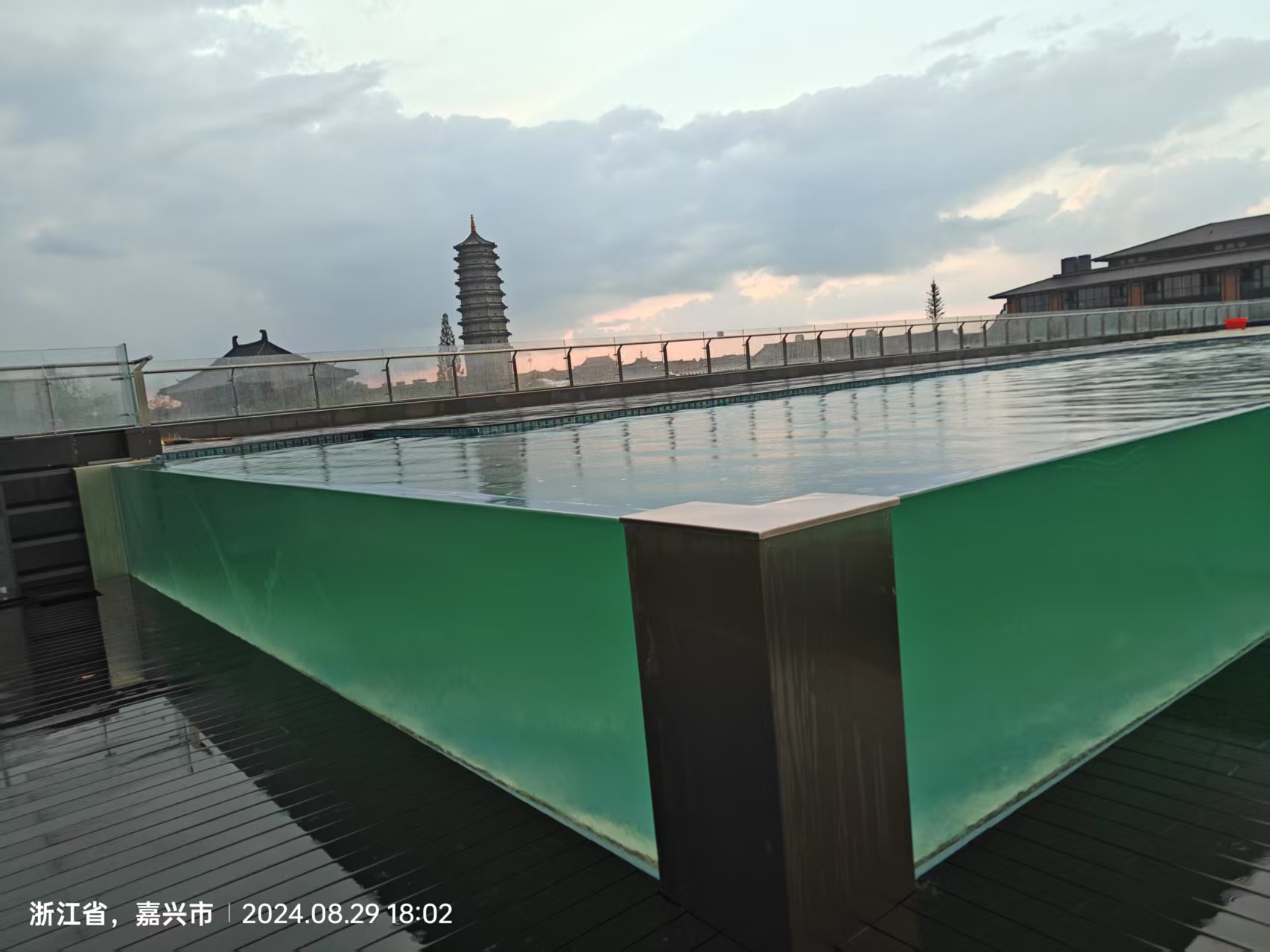 Piscina Acrílica - Acrílico de Leyu .