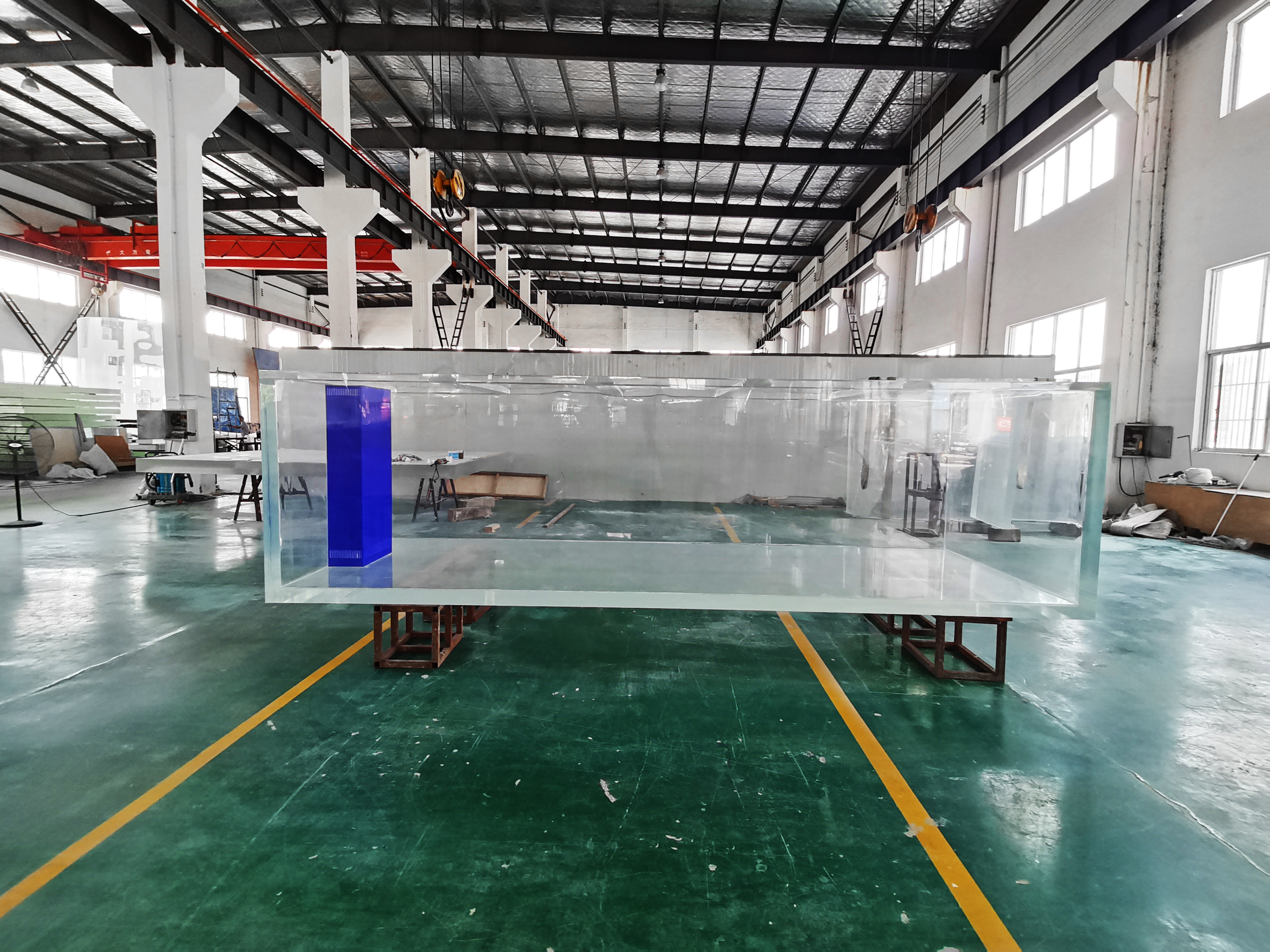 Acrylic custom fish tank - factory